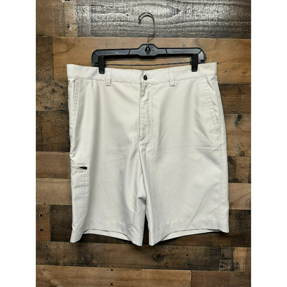 Callaway Men's‎ Shorts Size 36